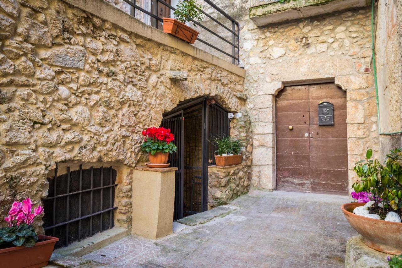 Casa Vacanze Porta Manfredi Arce 外观 照片
